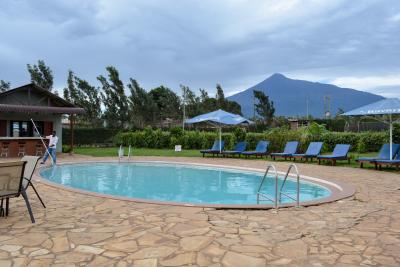 Swimmingpool på Planet Lodge, Arusha